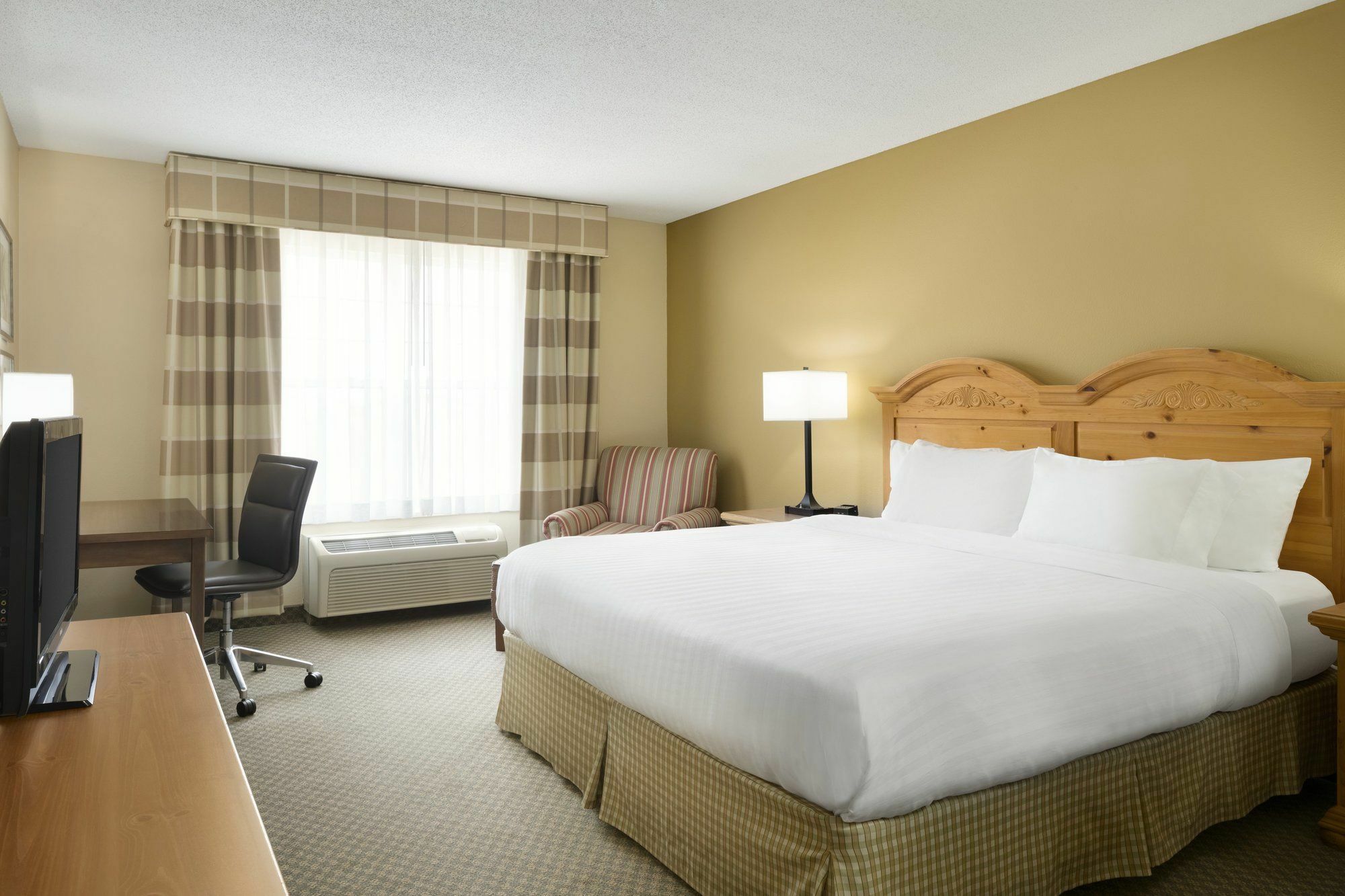 Country Inn & Suites By Radisson, Grinnell, Ia Bagian luar foto