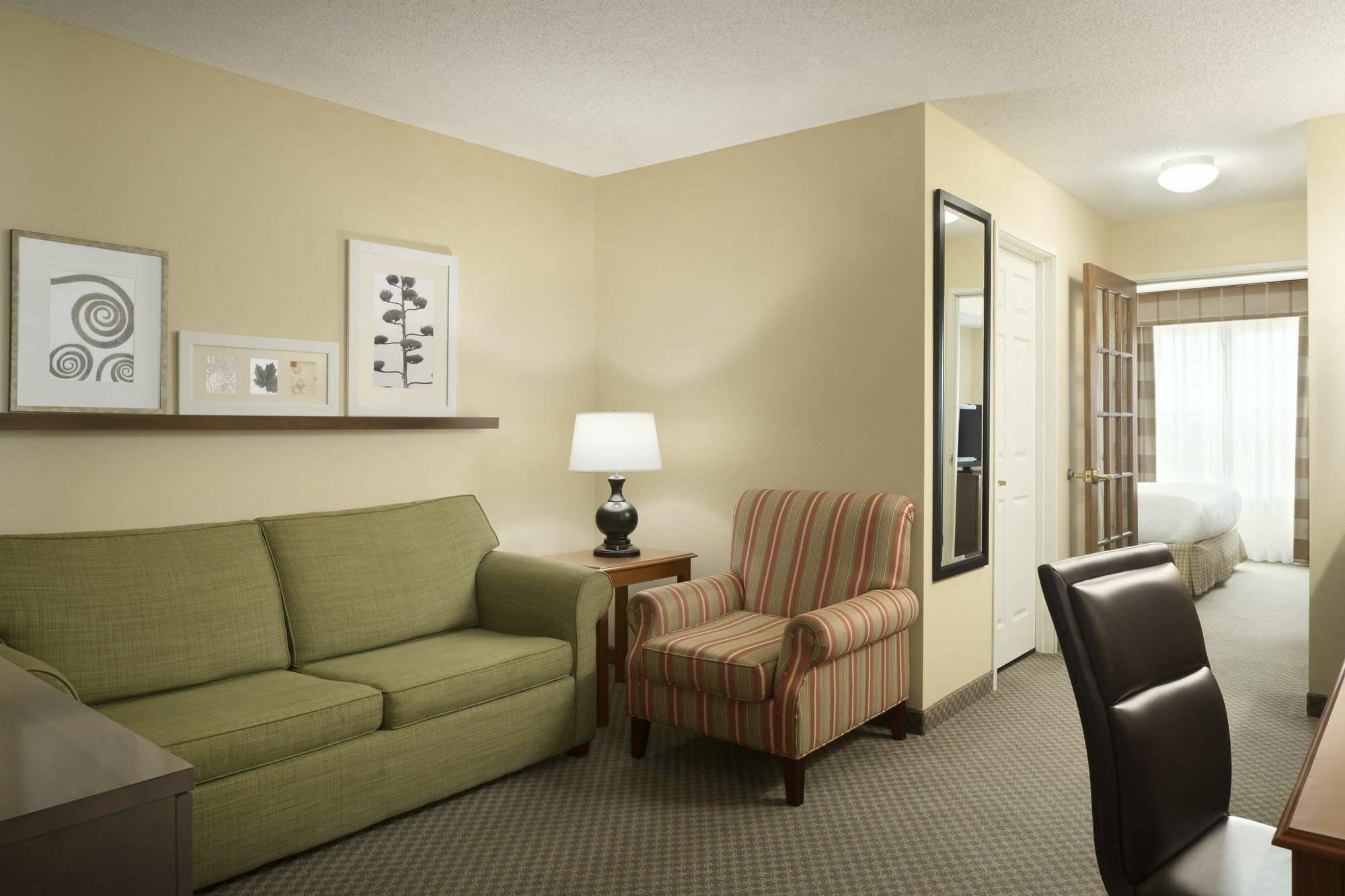 Country Inn & Suites By Radisson, Grinnell, Ia Bagian luar foto